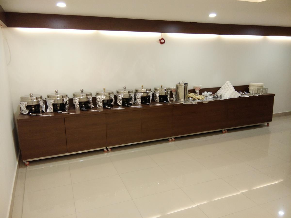 Hotel Morya Regency Hamidia Road Bhopal Zewnętrze zdjęcie